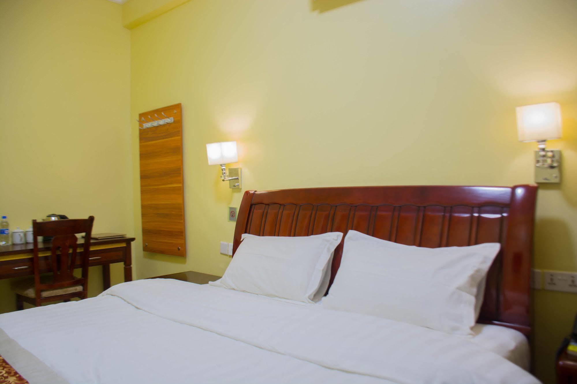 Hong Kong Hotel Dar-es-Salaam Eksteriør bilde